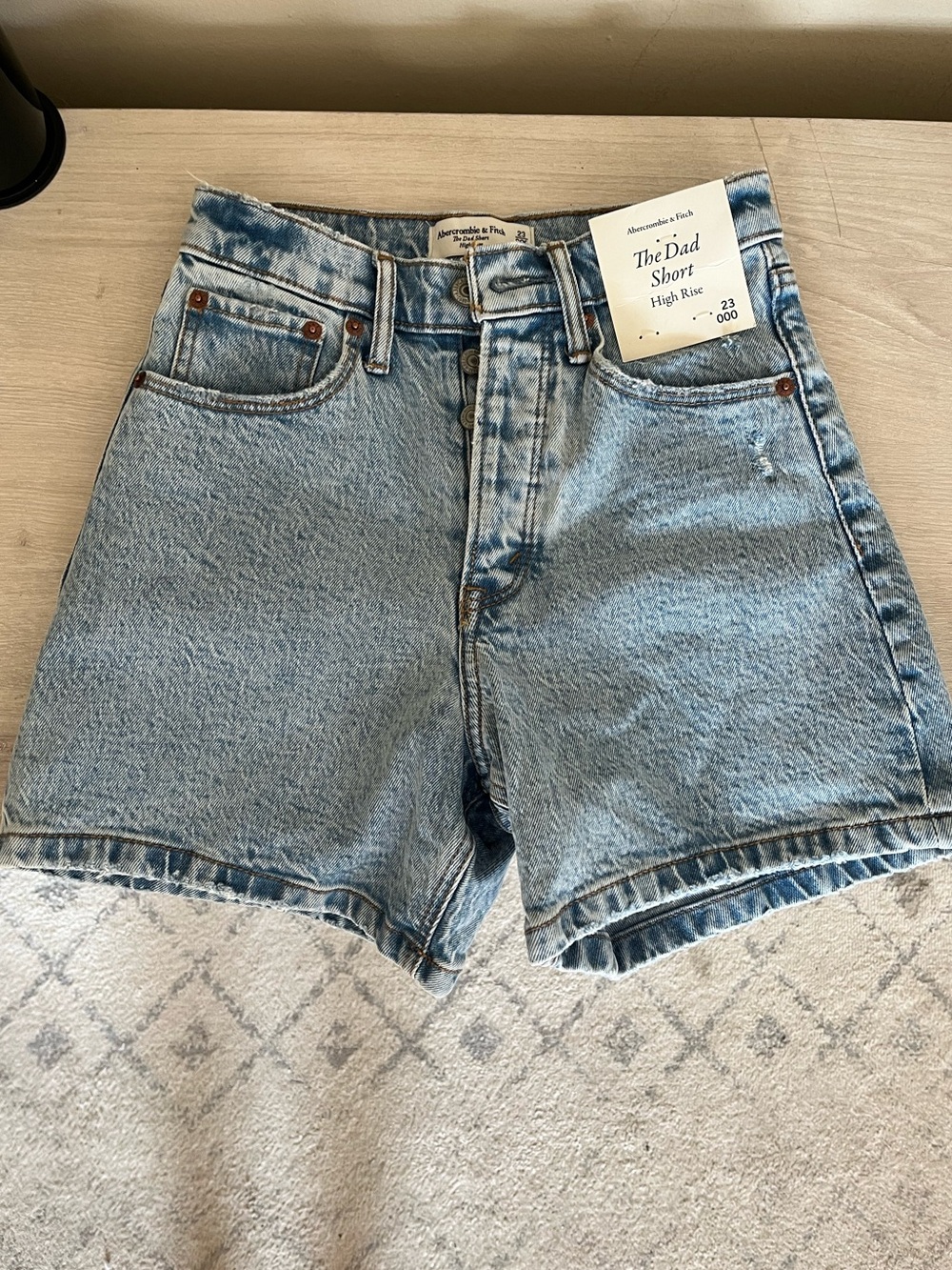 Abercrombie & Fitch Light Blue High-Rise Dad Denim Shorts - Picture 1 of 4